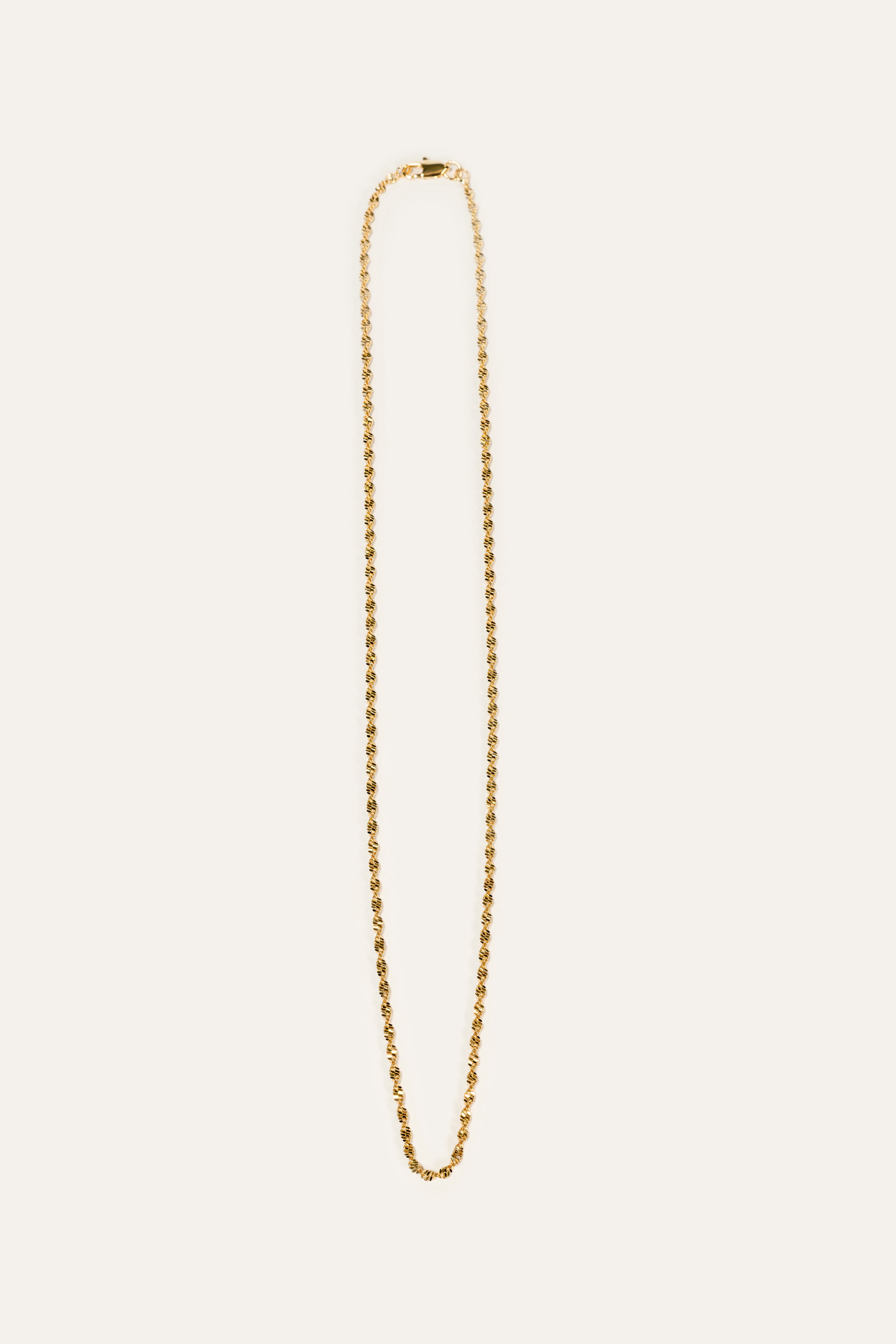 Lightly twisted necklace