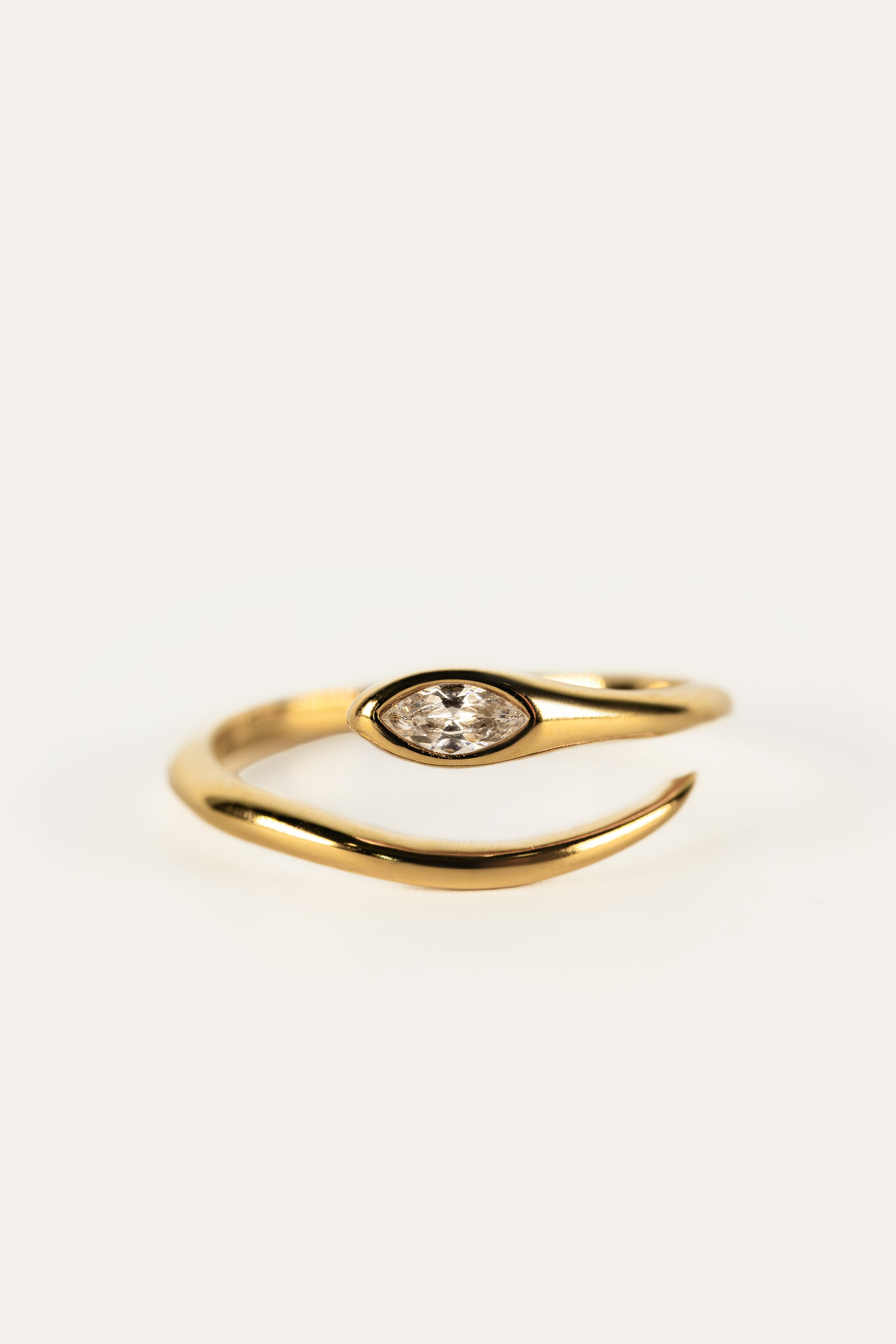 Aurelia ring